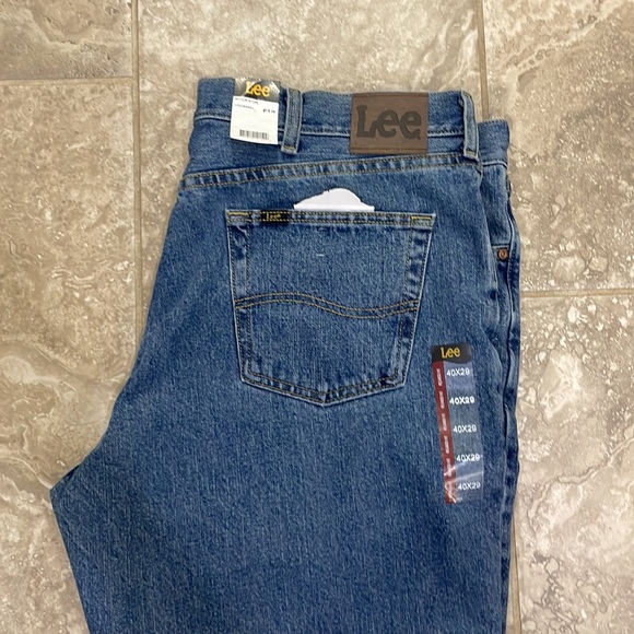 Lee Men’s Relaxed Fit Straight Leg Jeans Sz‎ 40 x 29 - Picture 2 of 12